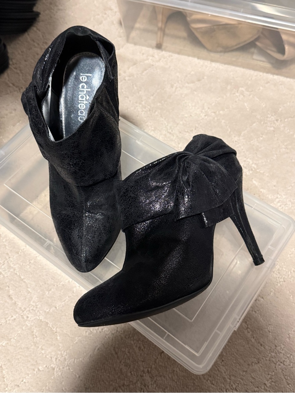 le chateau Black Knot-Accent Pointed Toe Heeled Ankle Boots